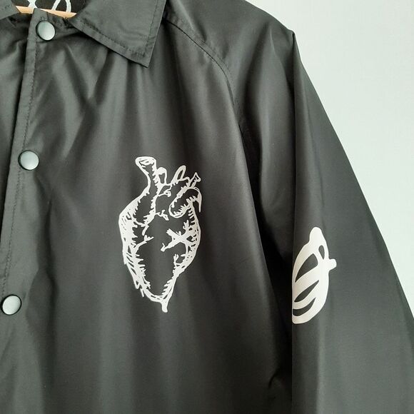 The Weeknd 2017 Tour XO Heart Logo Coach Windbreaker Jacket Shell B&W Sz S - Picture 11 of 16